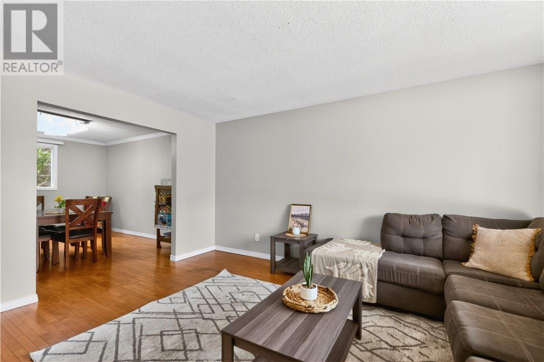 1754 Graywood Drive, Sudbury, Ontario  P3A 5S4 - Photo 5 - 2127282