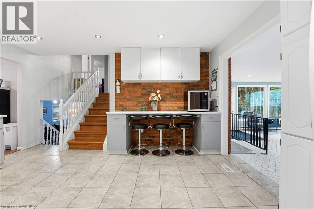 13 Brooks Court, Brantford, Ontario  N3R 6X9 - Photo 15 - 40816749