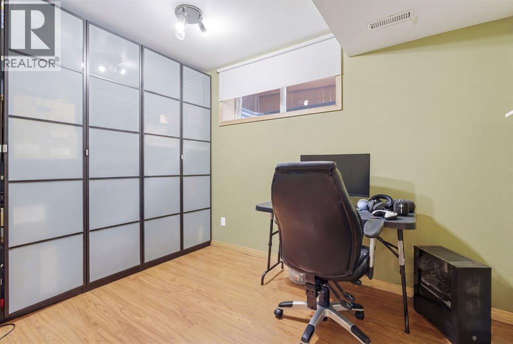 159 Milligan Drive, Okotoks, Alberta  T1S 1N2 - Photo 37 - A2302254