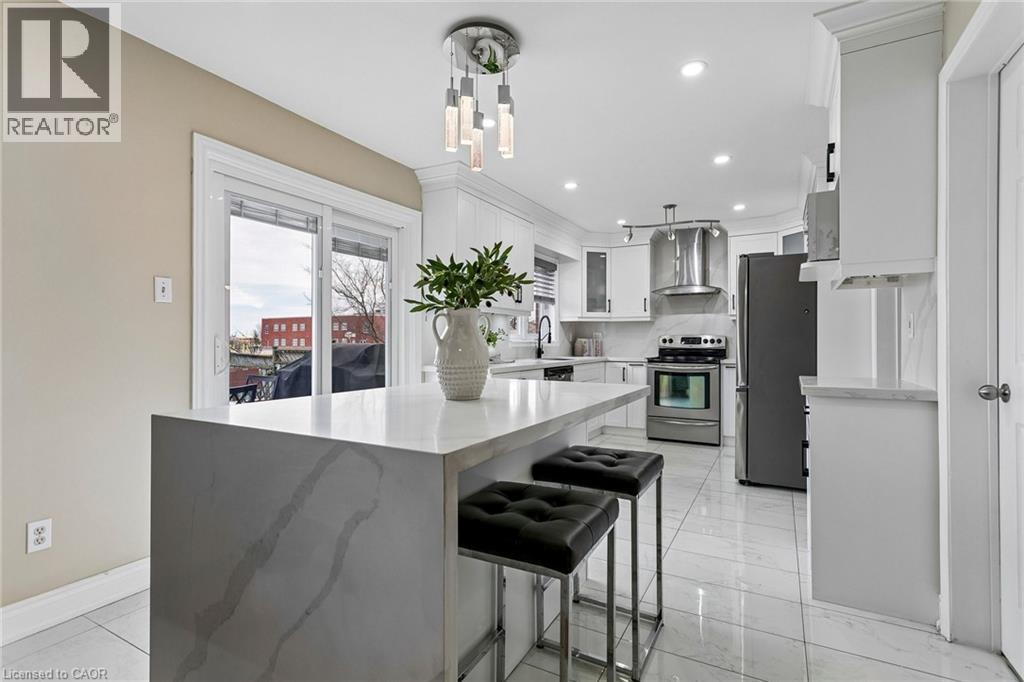 6769 Gracefield Drive, Mississauga, Ontario  L5N 6T5 - Photo 7 - 40823722