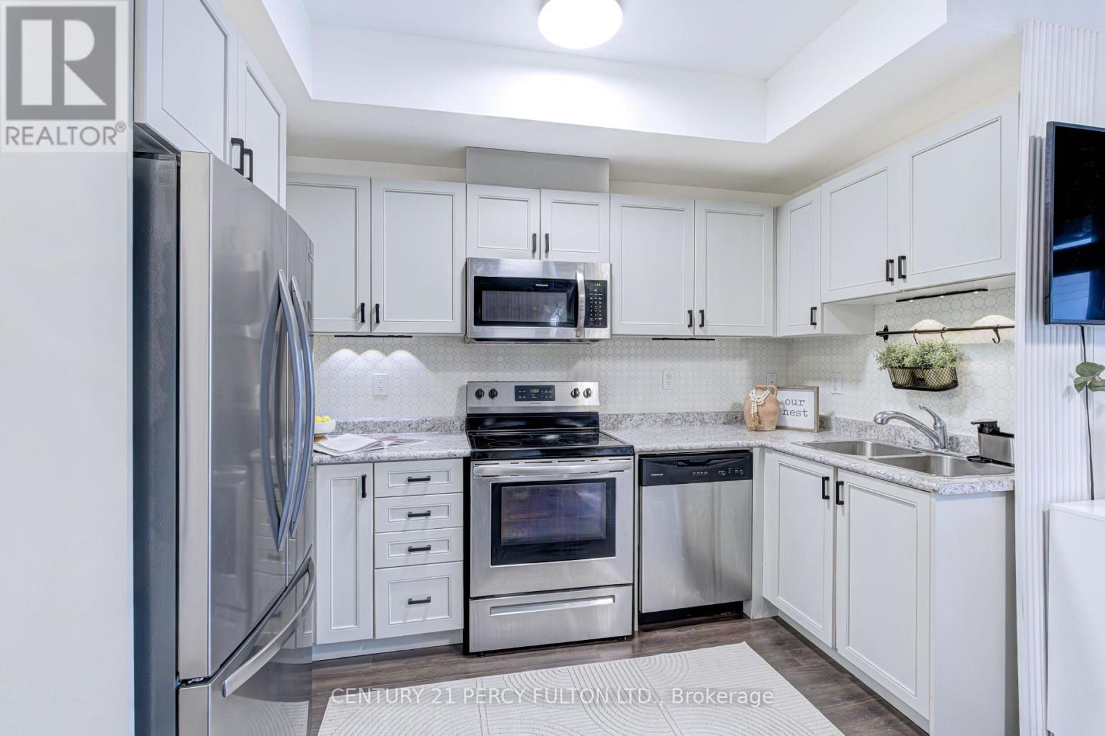 2566 William Jackson Drive, Pickering, Ontario  L1X 0E5 - Photo 19 - E13038496