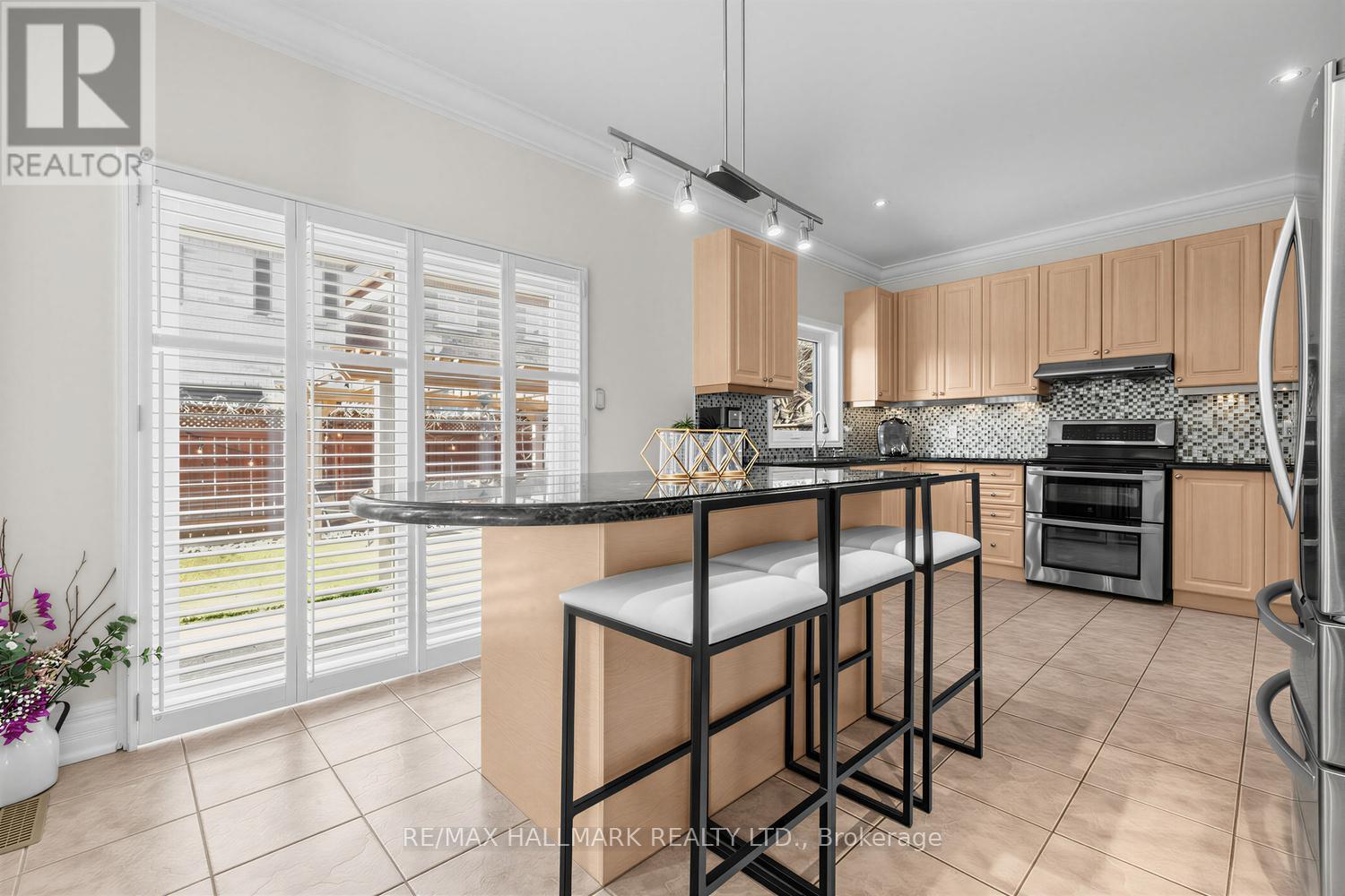 341 Kirkvalley Crescent, Aurora, Ontario  L4G 7S1 - Photo 11 - N13035930