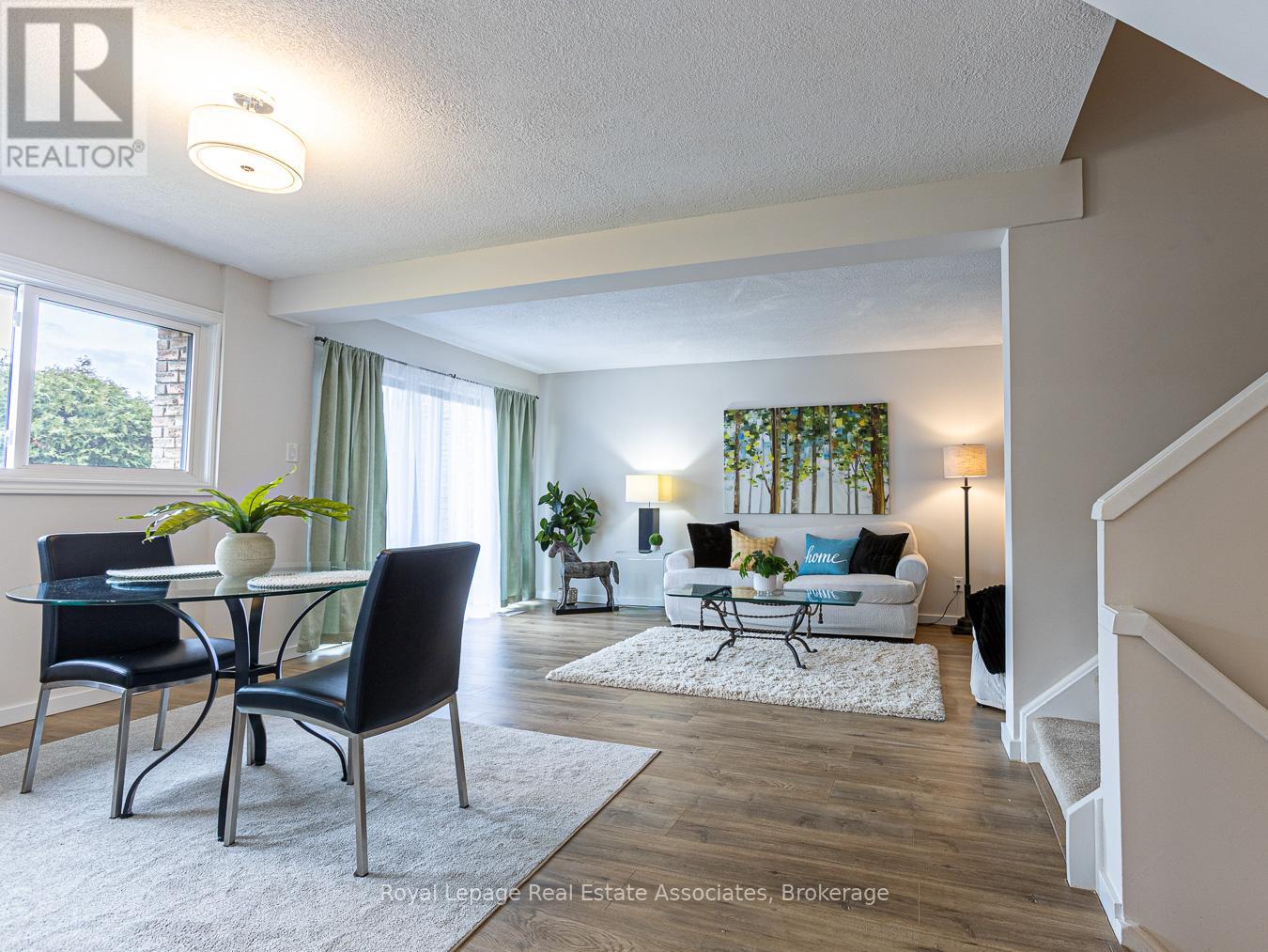 57 - 2605 WOODCHESTER DRIVE, Mississauga, Ontario