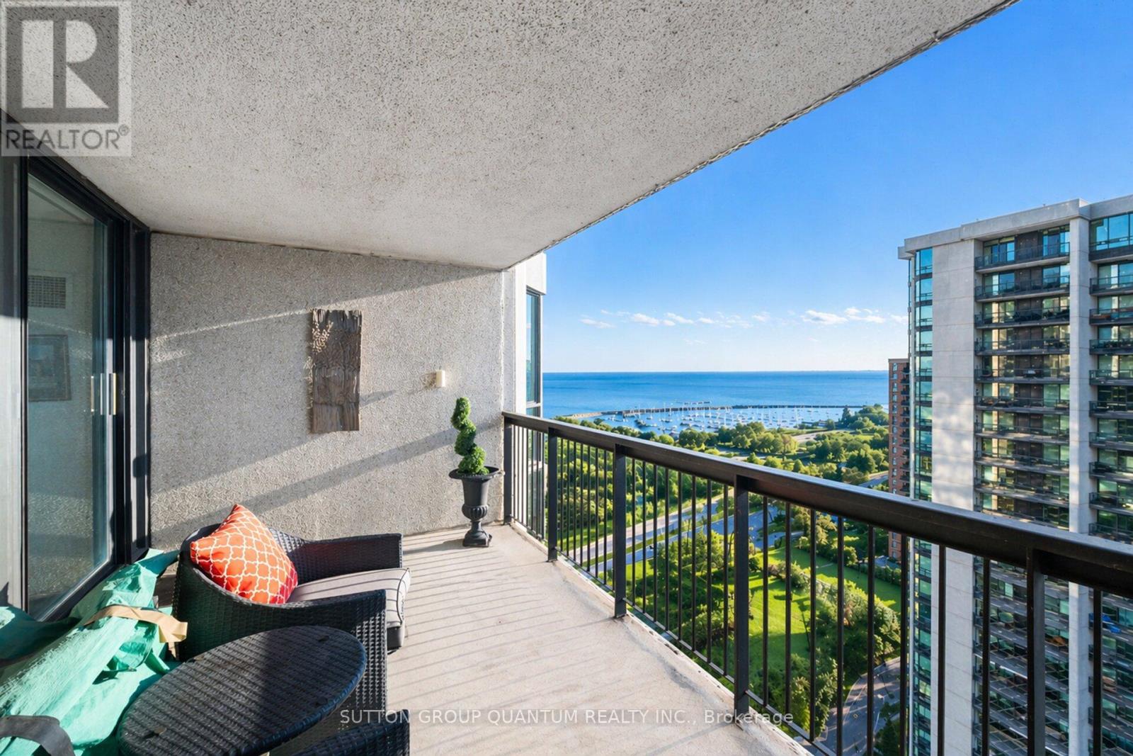 1904 - 2170 Marine Drive, Oakville, Ontario  L6L 5V1 - Photo 25 - W12879804