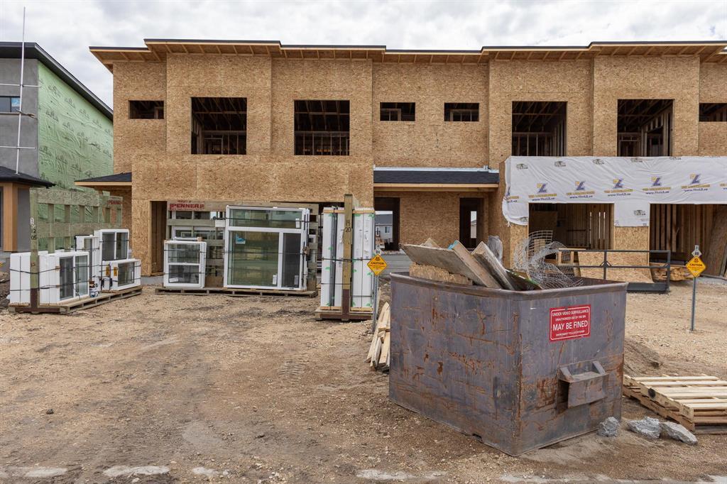 86 Kootenay Way, Steinbach, Manitoba  R5G 2Y1 - Photo 0 - 202608135