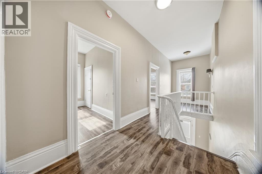 129 West Street, Brantford, Ontario  N3T 3G2 - Photo 11 - 40823861