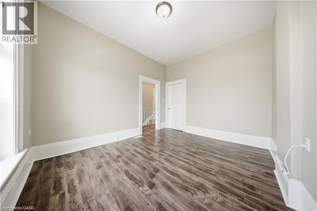 129 West Street, Brantford, Ontario  N3T 3G2 - Photo 14 - 40823861