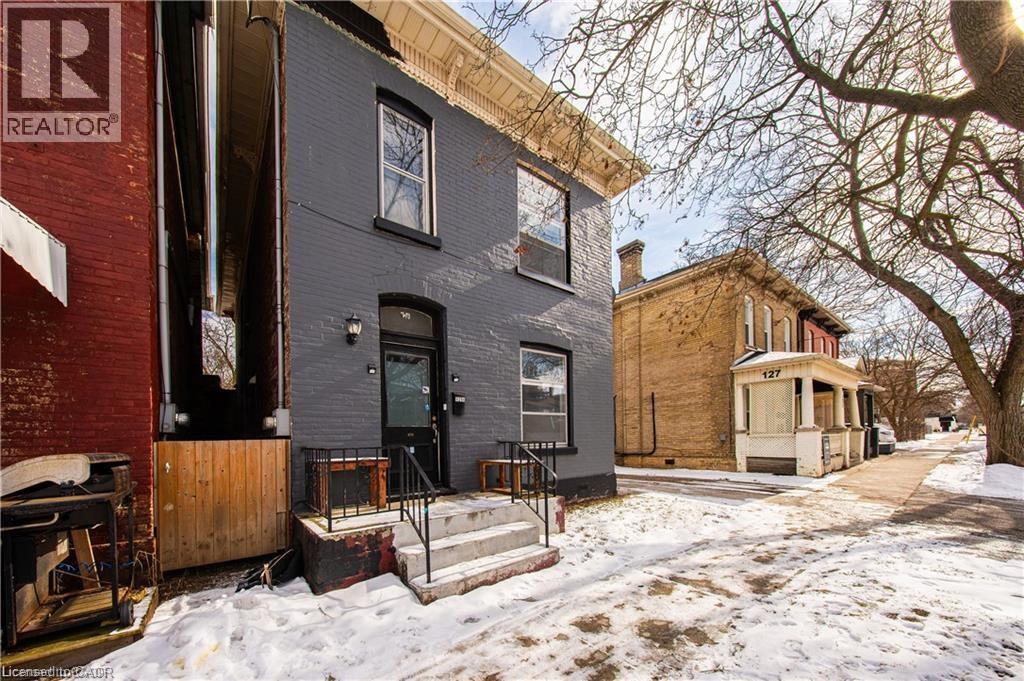 129 West Street, Brantford, Ontario  N3T 3G2 - Photo 3 - 40823861