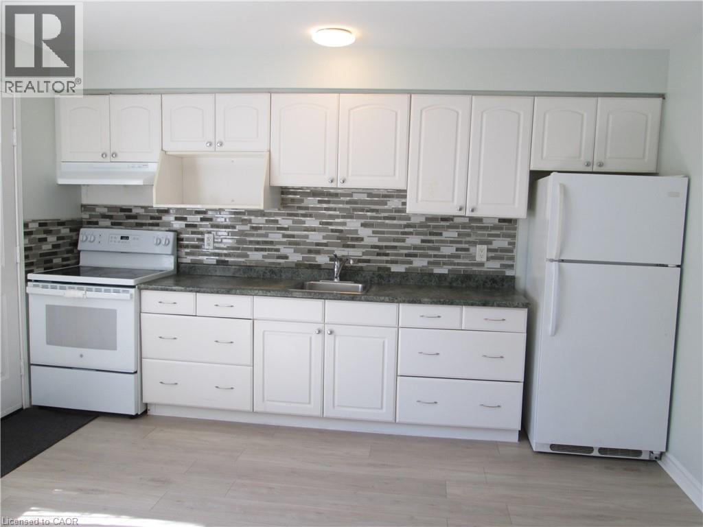 648 Francis Road, Burlington, Ontario  L7T 3X7 - Photo 10 - 40823447