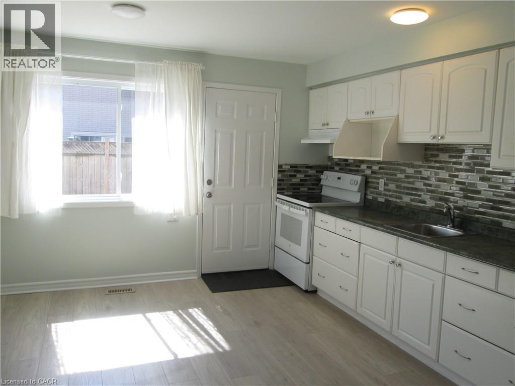 648 Francis Road, Burlington, Ontario  L7T 3X7 - Photo 11 - 40823447