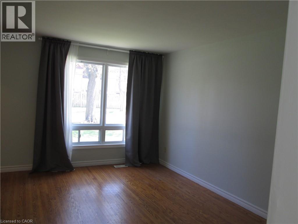 648 Francis Road, Burlington, Ontario  L7T 3X7 - Photo 7 - 40823447