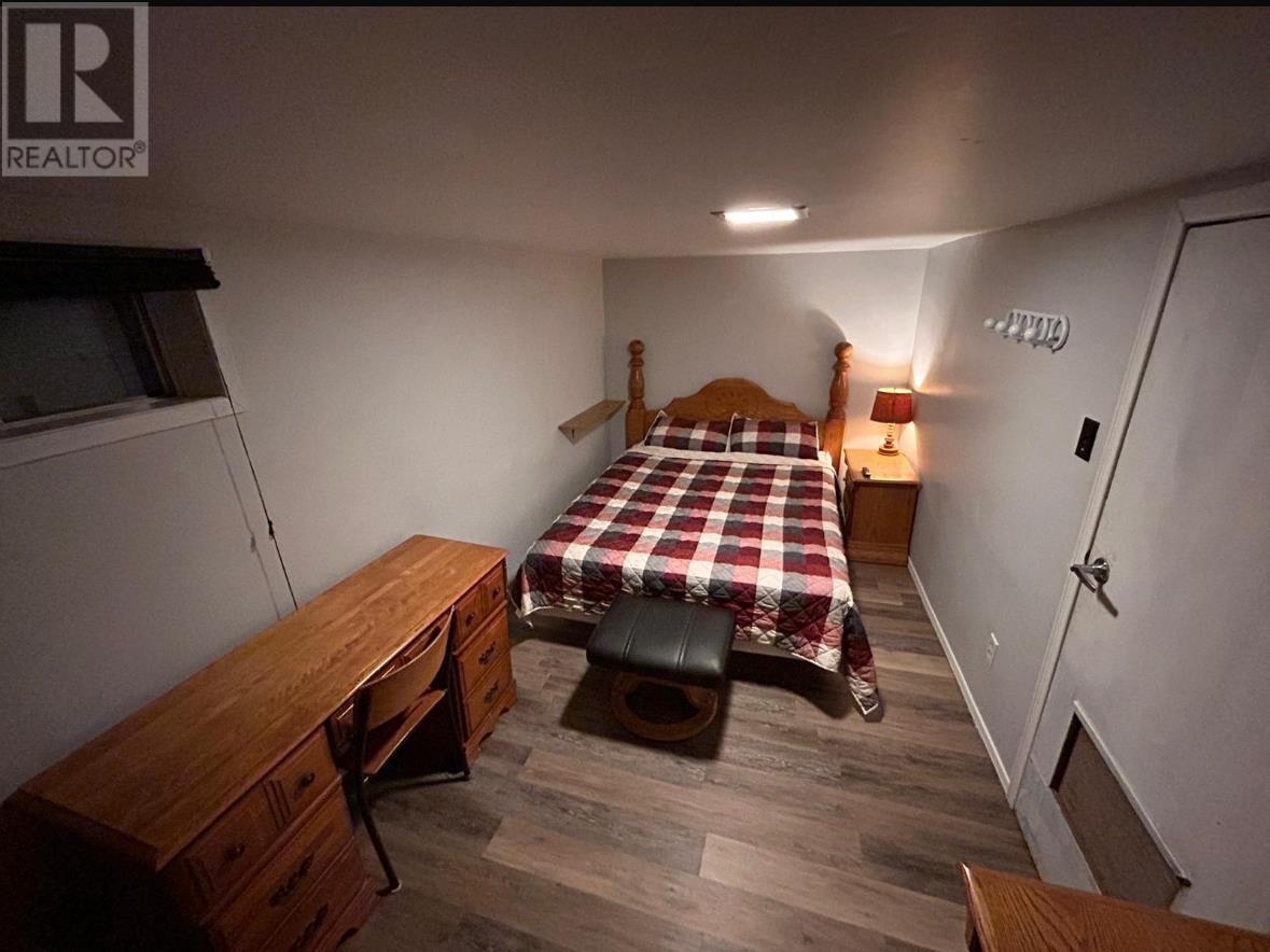 153 Third Ave, Hornepayne, Ontario  P0M 1Z0 - Photo 18 - SM260476