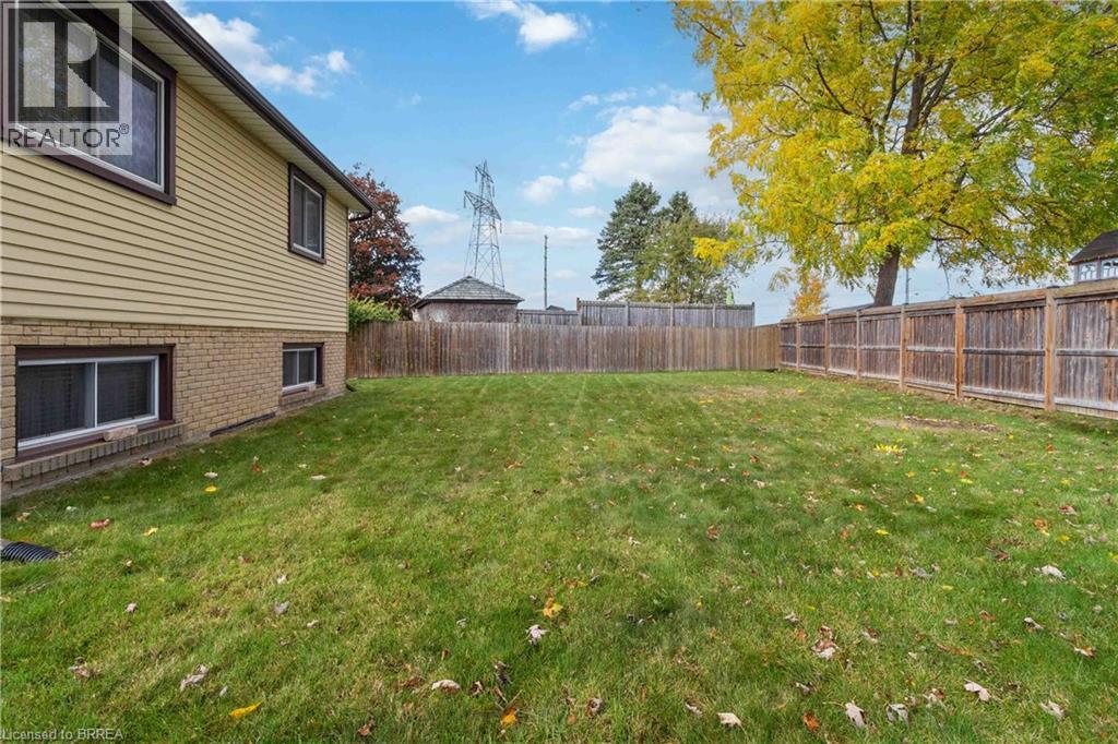 11 Sigurd Jensen Court, Brantford, Ontario  N3R 6Y8 - Photo 42 - 40821923