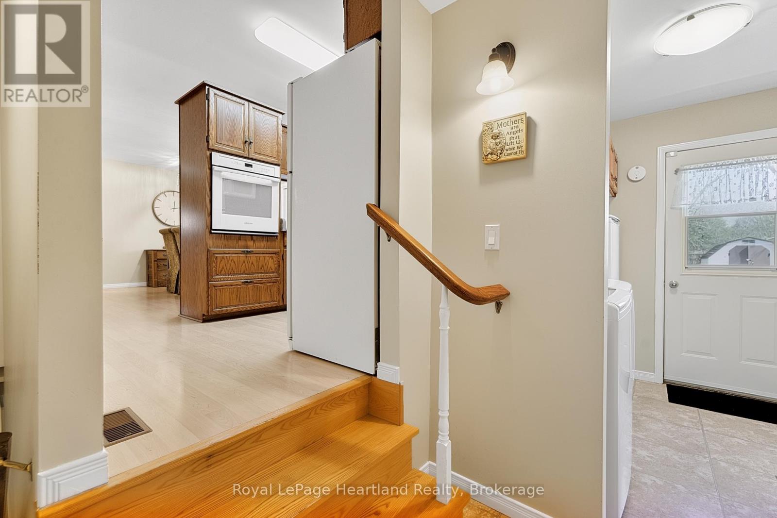 106 Oxford Street, Goderich, Ontario  N7A 1E4 - Photo 24 - X13039390