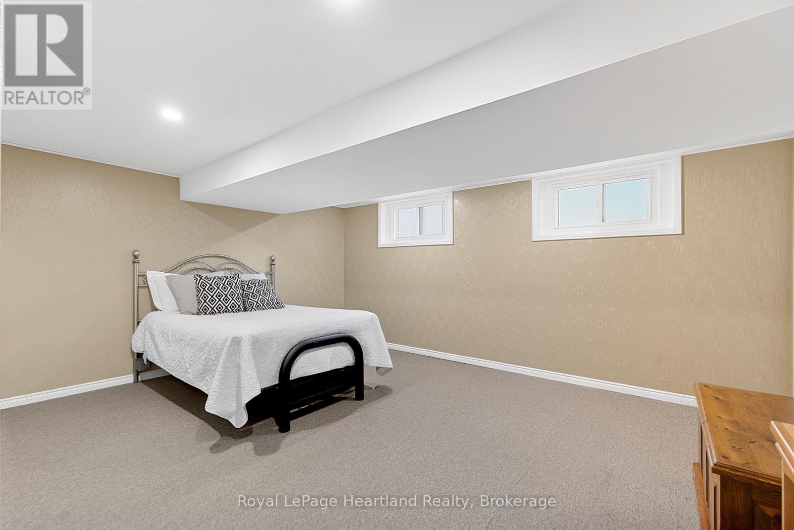 106 Oxford Street, Goderich, Ontario  N7A 1E4 - Photo 37 - X13039390