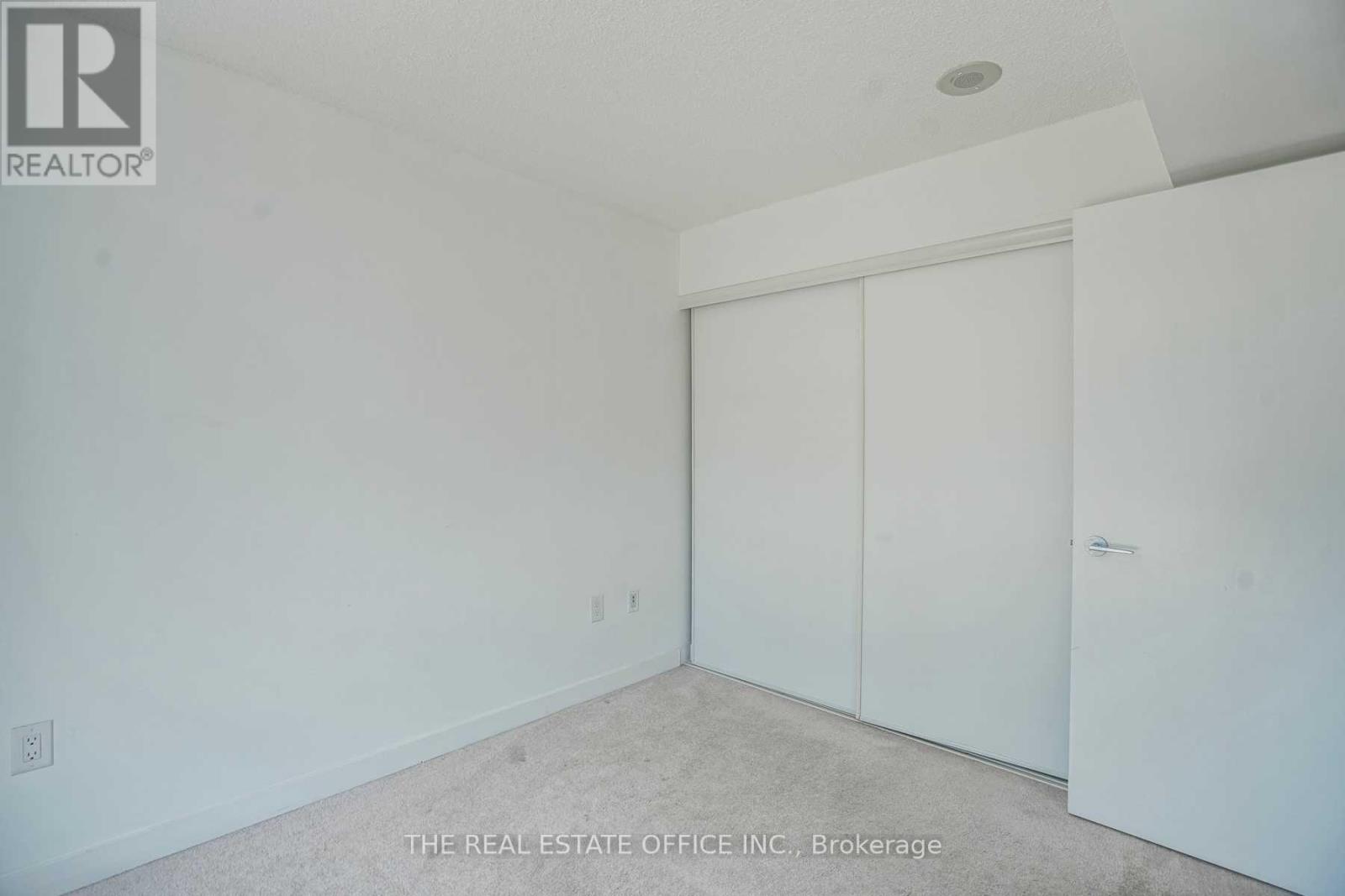 1103 - 15 Iceboat Terrace, Toronto, Ontario  M5V 4A5 - Photo 12 - C13039334