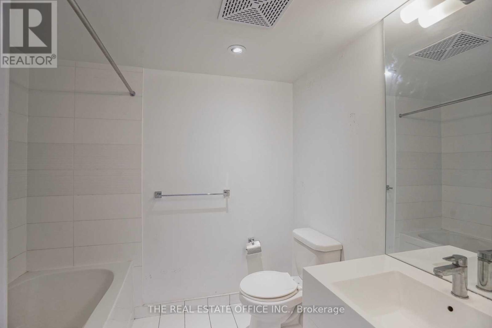 1103 - 15 Iceboat Terrace, Toronto, Ontario  M5V 4A5 - Photo 15 - C13039334