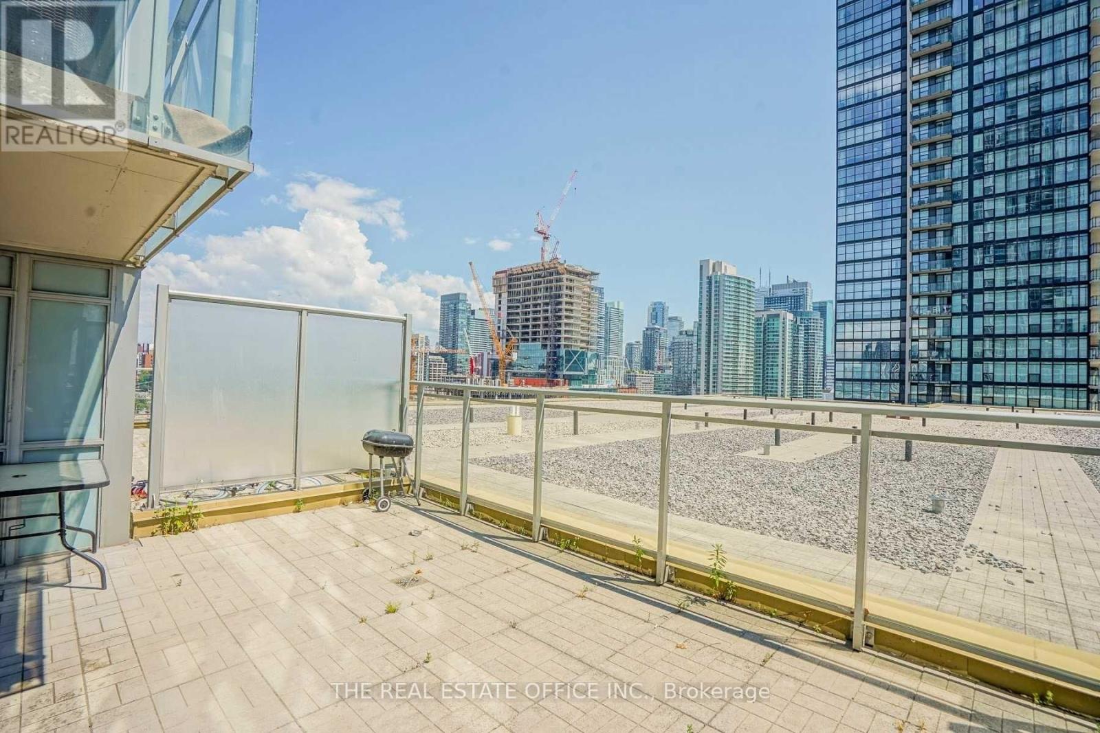 1103 - 15 Iceboat Terrace, Toronto, Ontario  M5V 4A5 - Photo 18 - C13039334