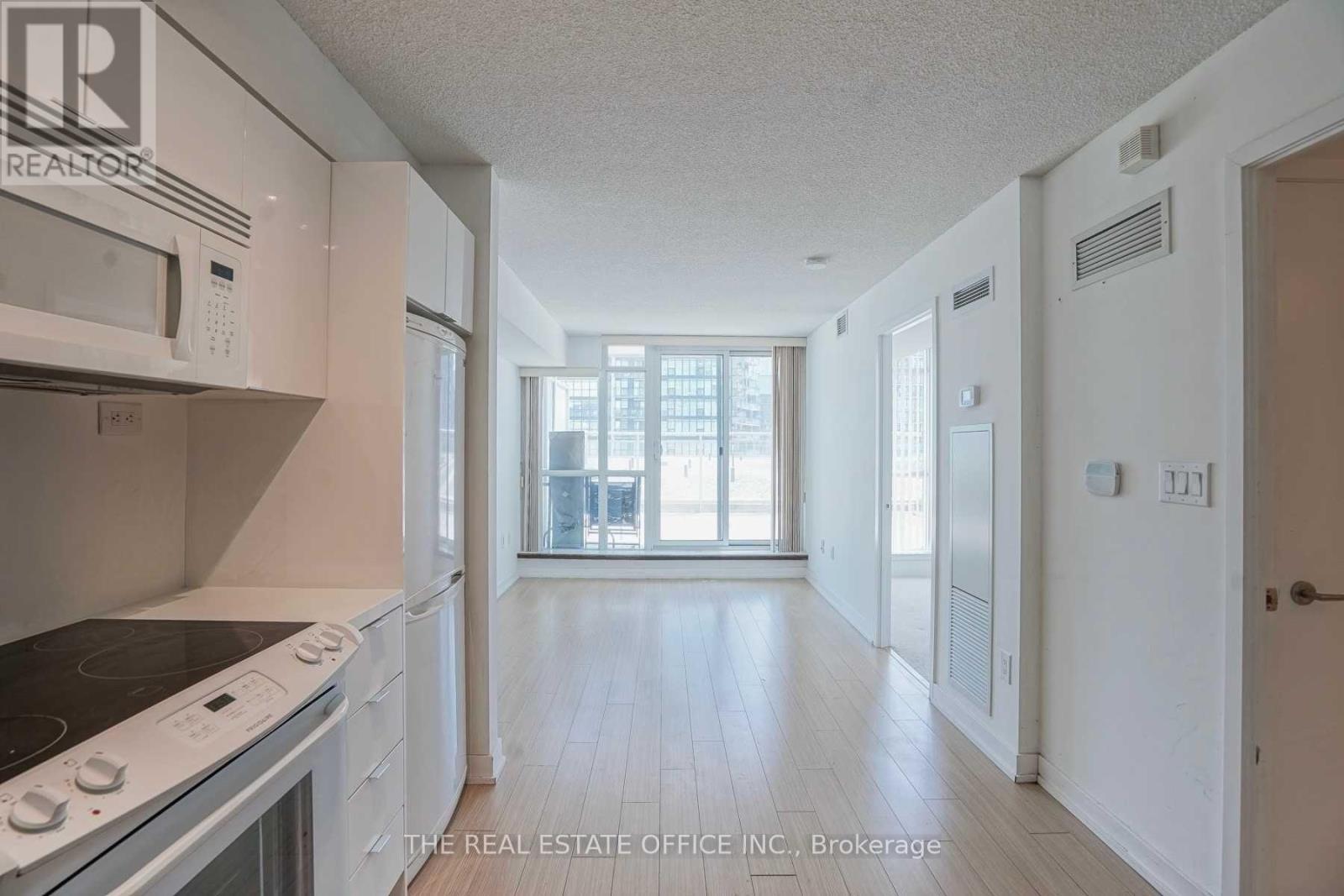 1103 - 15 Iceboat Terrace, Toronto, Ontario  M5V 4A5 - Photo 5 - C13039334