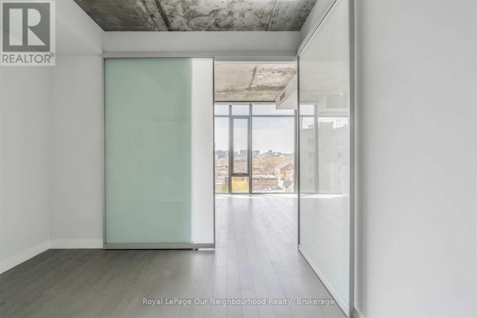 806 - 111 Bathurst Street, Toronto, Ontario  M5V 2R1 - Photo 10 - C13039348