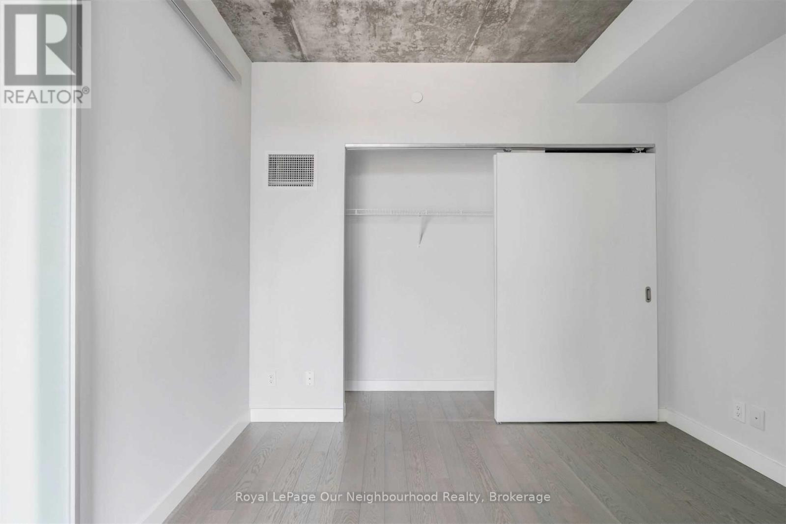 806 - 111 Bathurst Street, Toronto, Ontario  M5V 2R1 - Photo 7 - C13039348