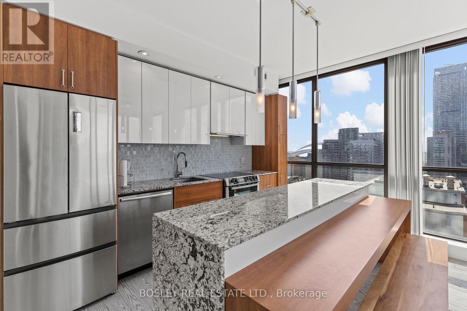 1807 - 8 Charlotte Street, Toronto, Ontario  M5V 0K4 - Photo 10 - C13039352