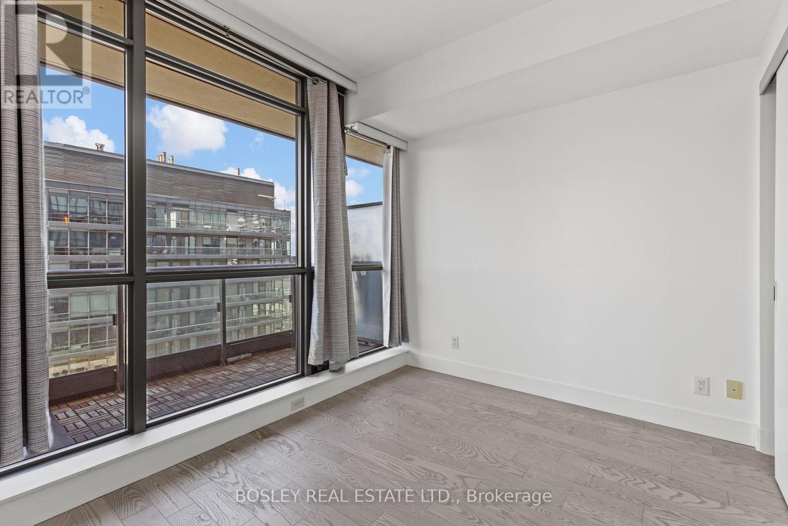 1807 - 8 Charlotte Street, Toronto, Ontario  M5V 0K4 - Photo 15 - C13039352