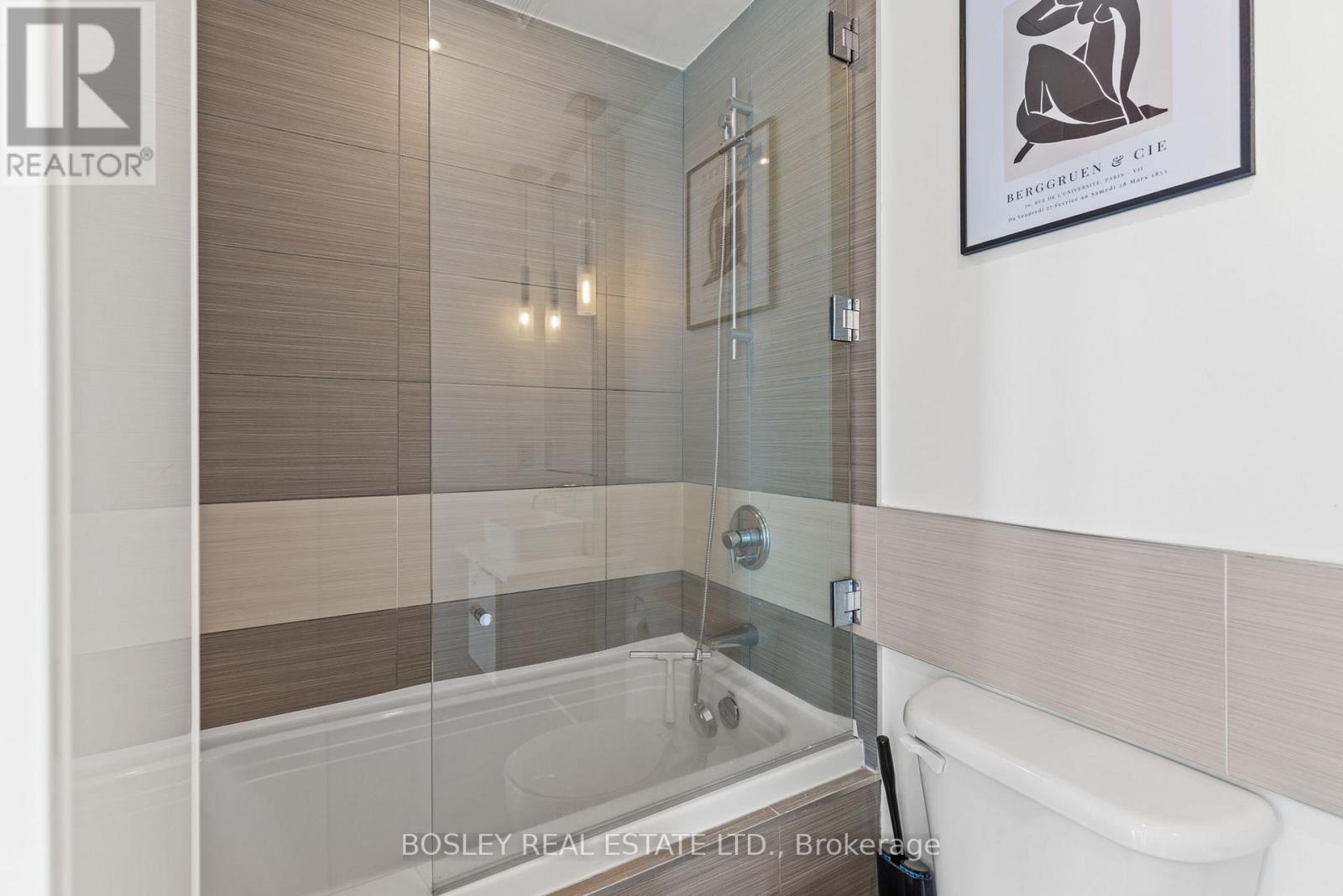 1807 - 8 Charlotte Street, Toronto, Ontario  M5V 0K4 - Photo 18 - C13039352