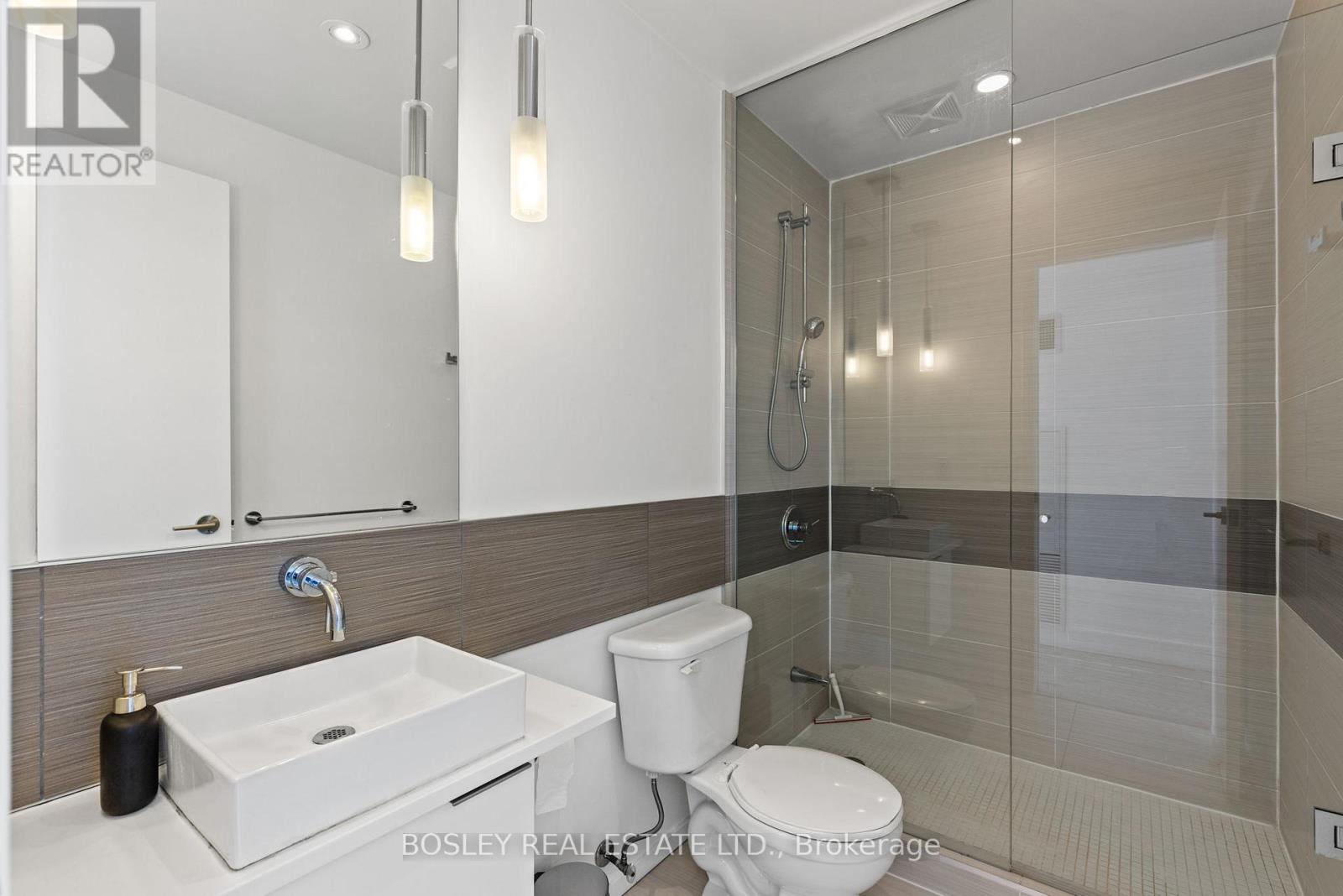 1807 - 8 Charlotte Street, Toronto, Ontario  M5V 0K4 - Photo 23 - C13039352