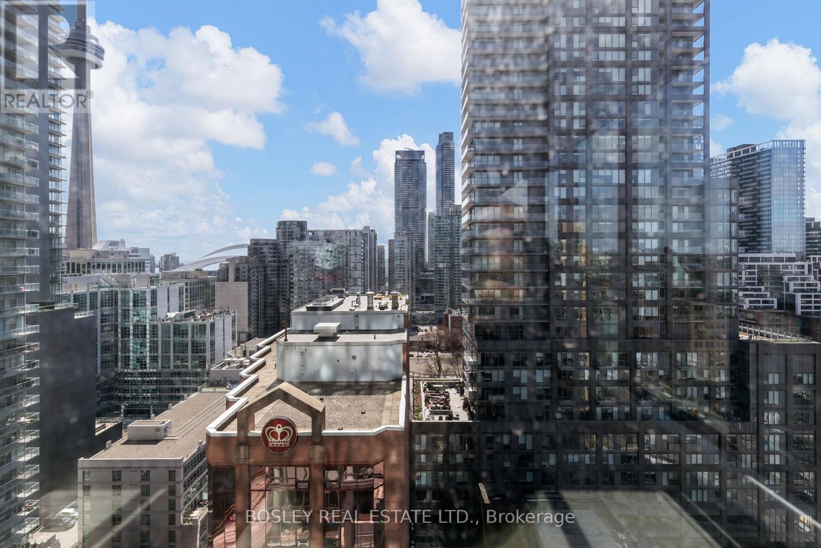 1807 - 8 Charlotte Street, Toronto, Ontario  M5V 0K4 - Photo 31 - C13039352