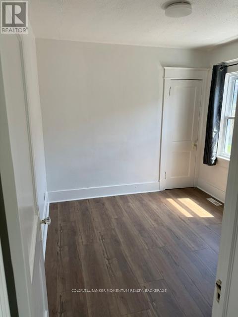 64 Martin Street W, Thorold, Ontario  L2V 3X4 - Photo 5 - X13020118