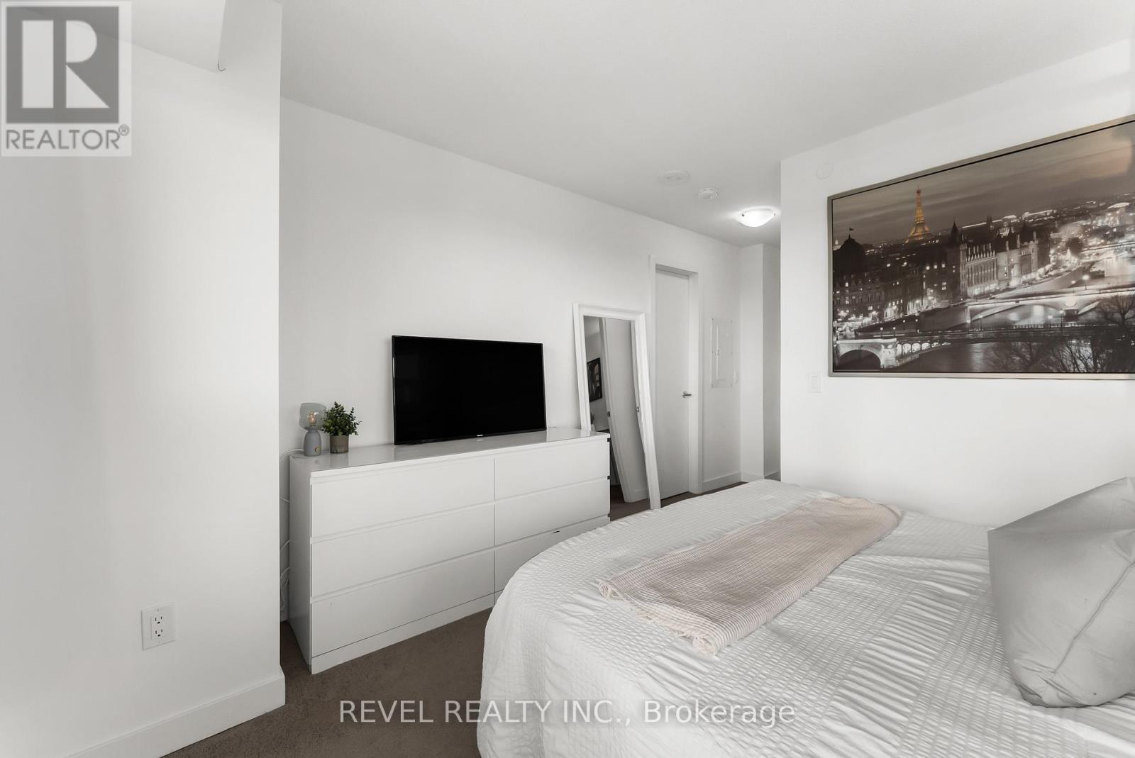 1704 - 1455 Celebration Drive, Pickering, Ontario  L1W 0C3 - Photo 13 - E13039294