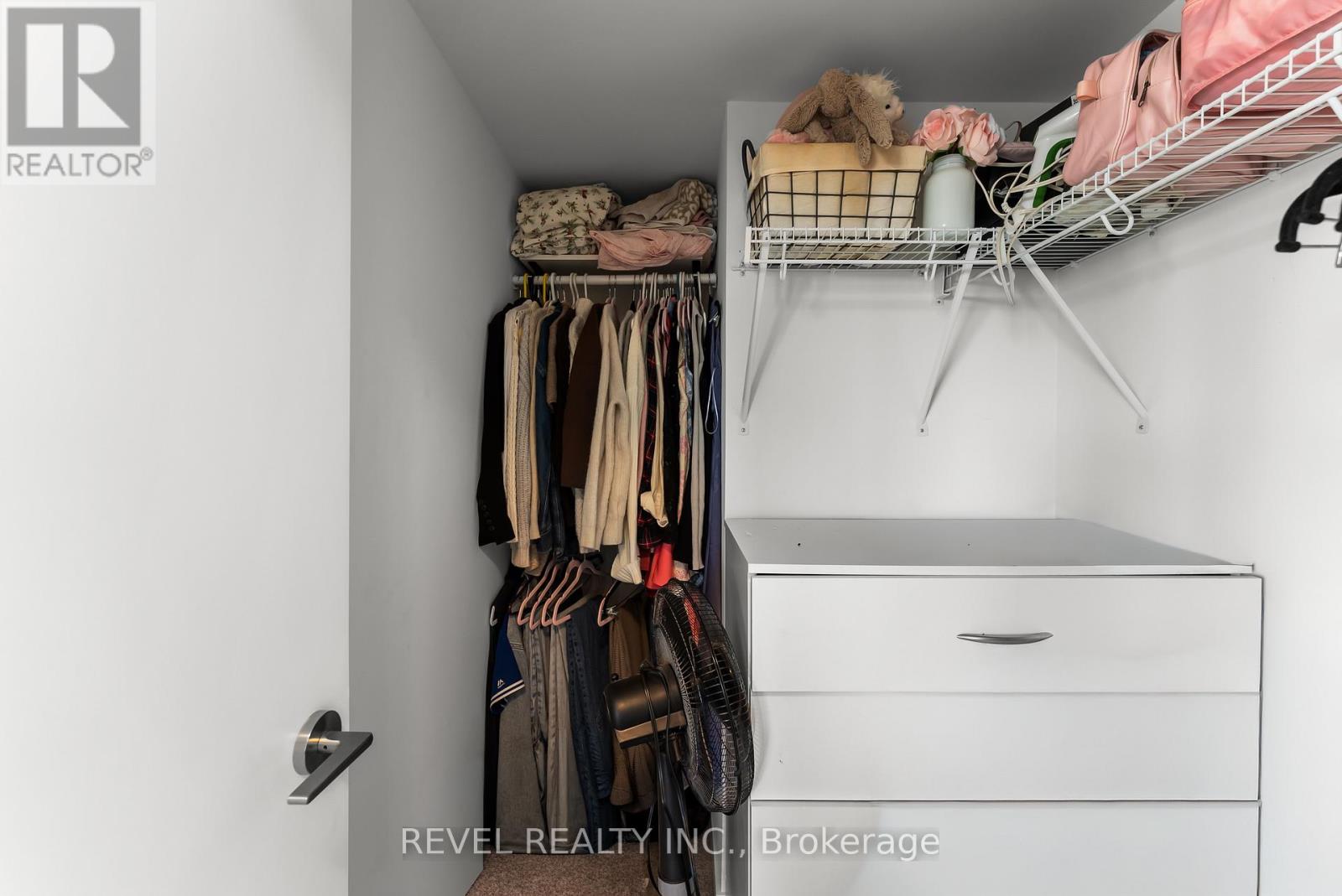 1704 - 1455 Celebration Drive, Pickering, Ontario  L1W 0C3 - Photo 16 - E13039294