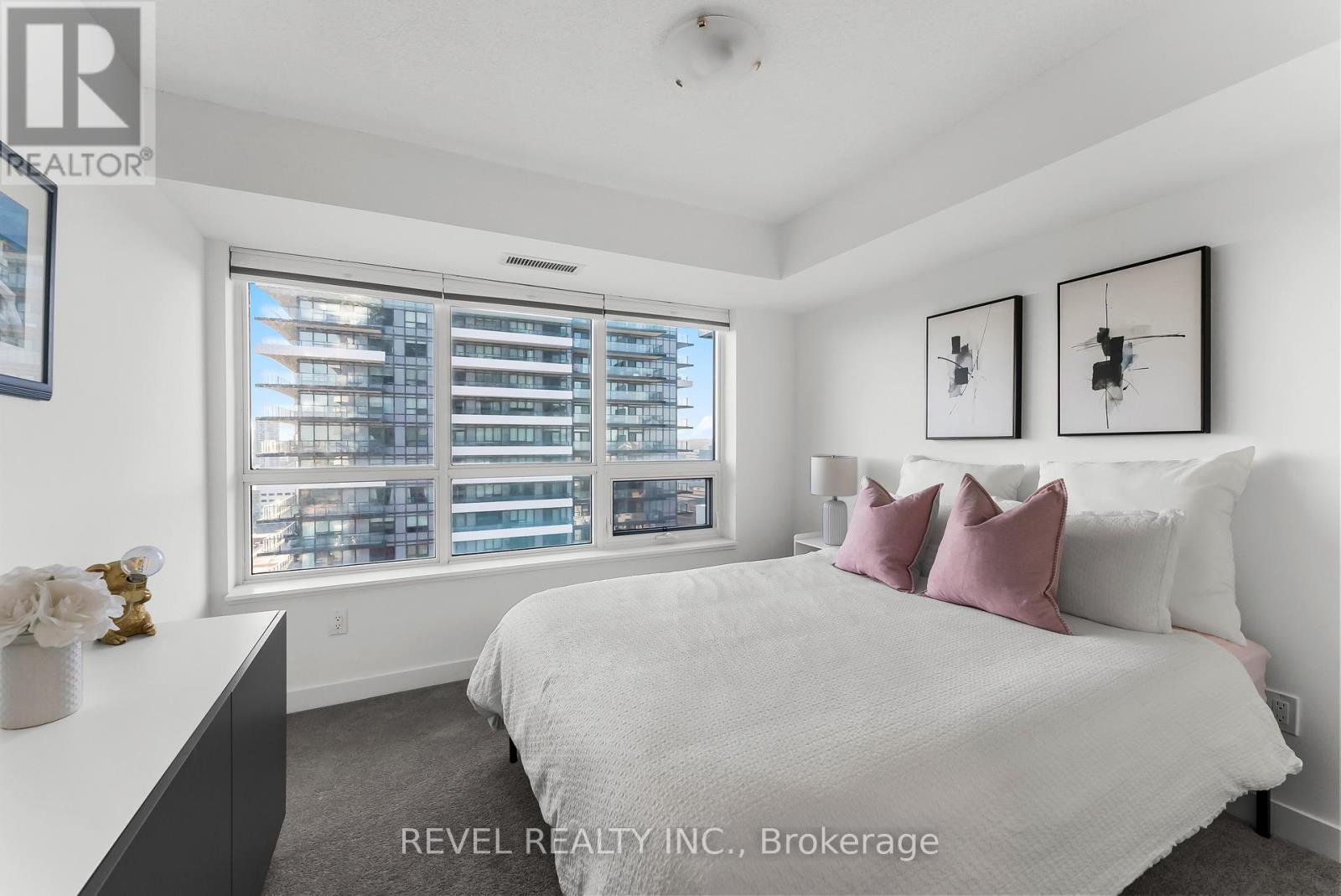 1704 - 1455 Celebration Drive, Pickering, Ontario  L1W 0C3 - Photo 17 - E13039294