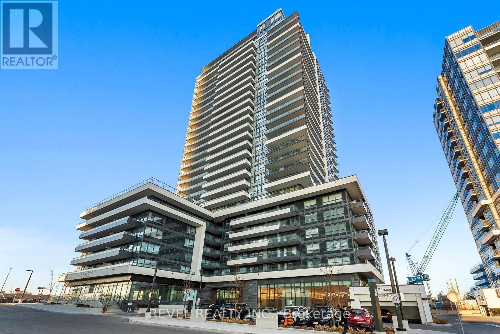 1704 - 1455 Celebration Drive, Pickering, Ontario  L1W 0C3 - Photo 2 - E13039294