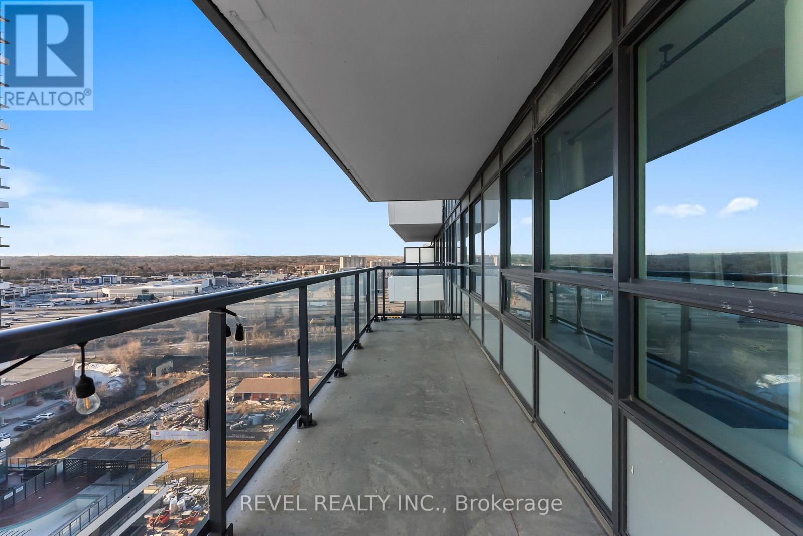 1704 - 1455 Celebration Drive, Pickering, Ontario  L1W 0C3 - Photo 25 - E13039294