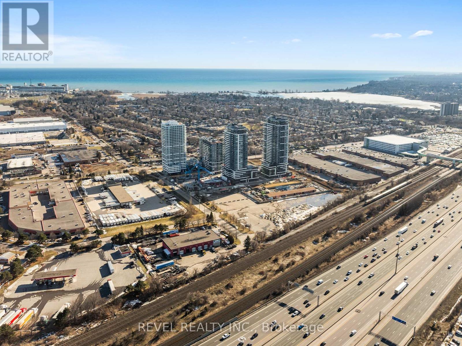 1704 - 1455 Celebration Drive, Pickering, Ontario  L1W 0C3 - Photo 36 - E13039294