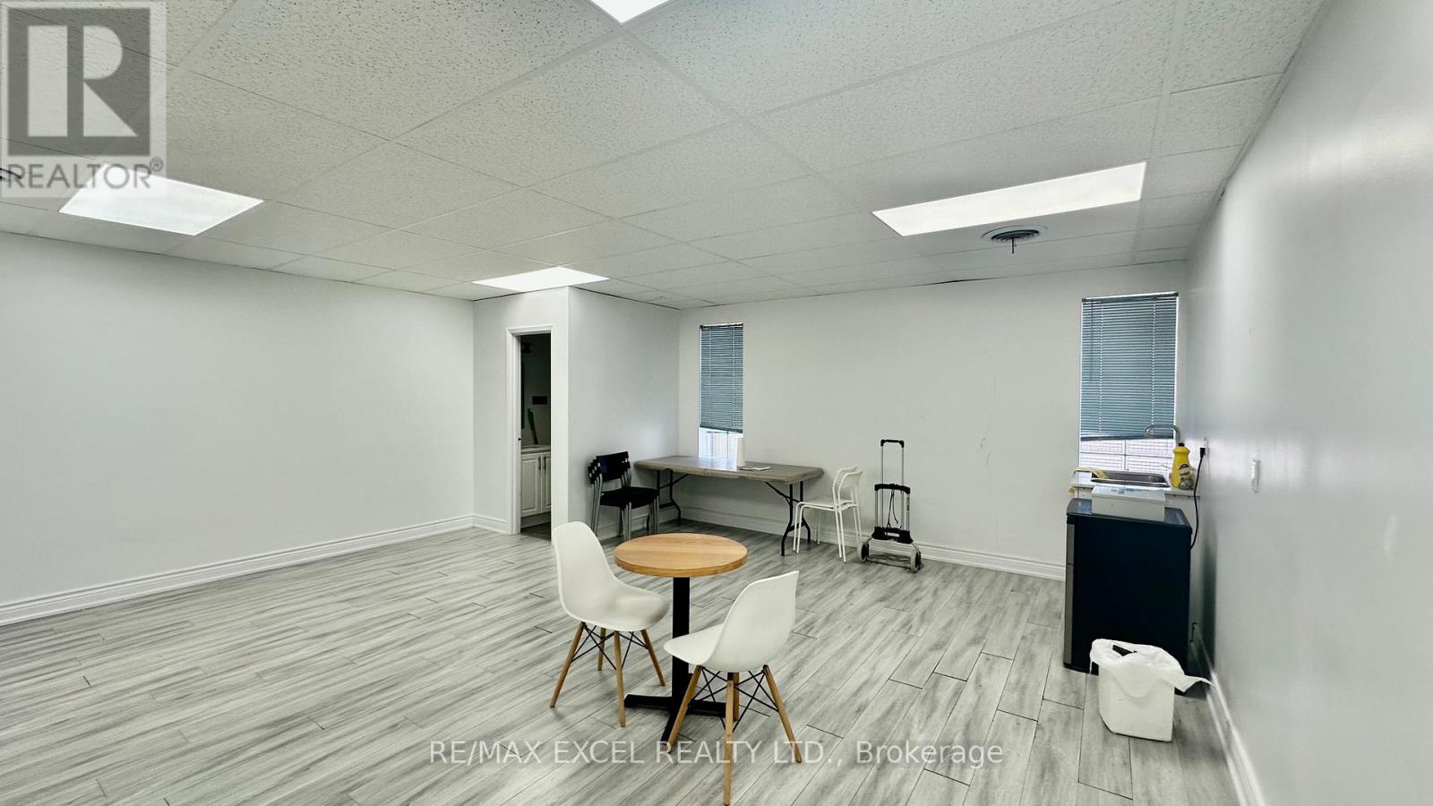 Unknown Address, ,    - Photo 3 - E13039376