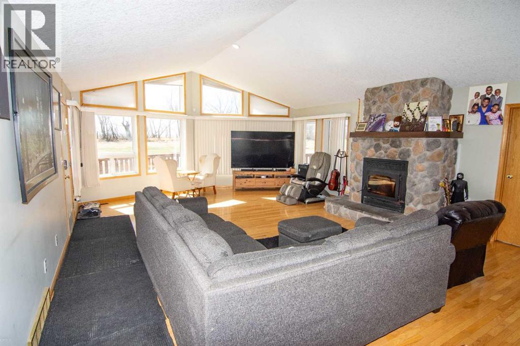 225004 222 Twp Rd, Rural Wheatland County, Alberta  T0J 1N0 - Photo 5 - A2304583