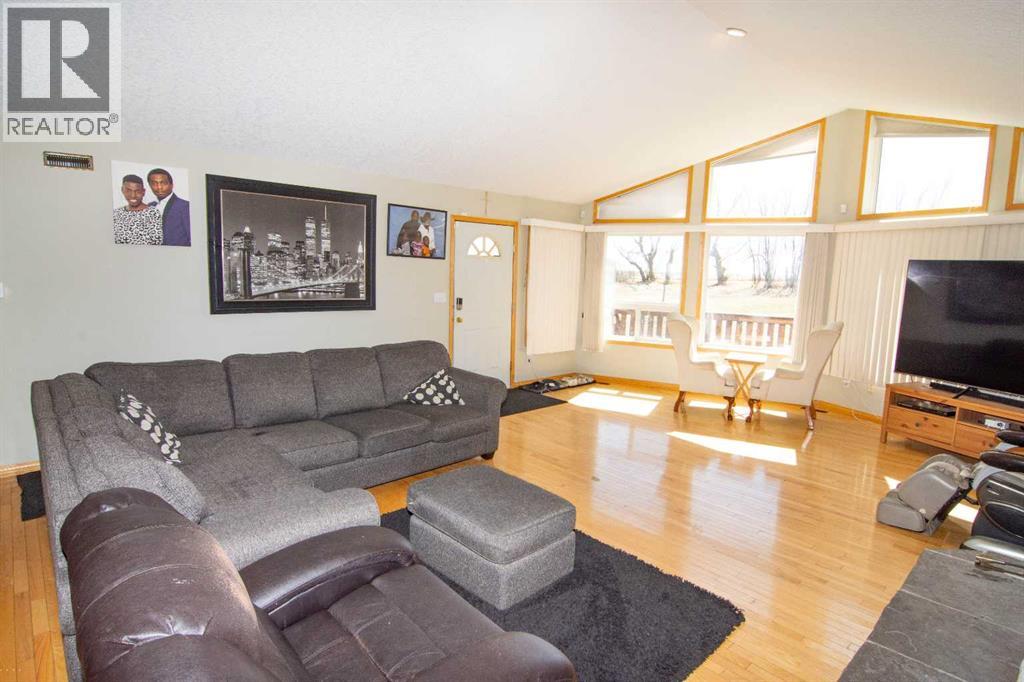 225004 222 Twp Rd, Rural Wheatland County, Alberta  T0J 1N0 - Photo 8 - A2304583