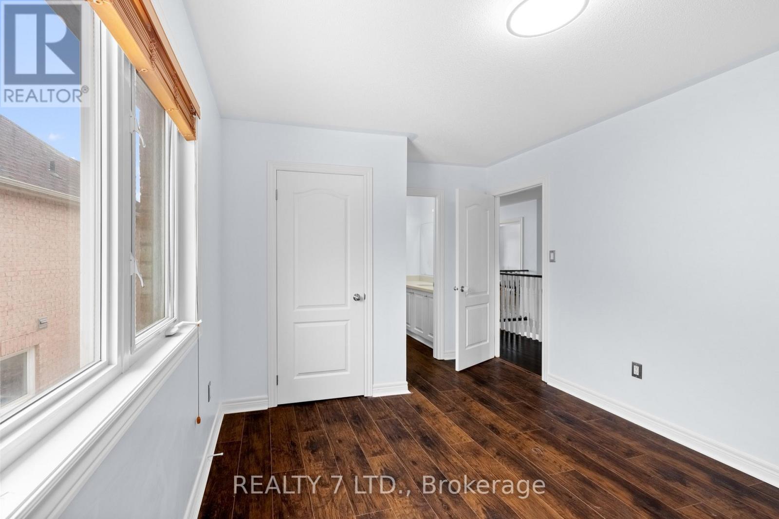 67 Jewelwing Court, Bradford West Gwillimbury, Ontario  L3Z 0N7 - Photo 26 - N12983760