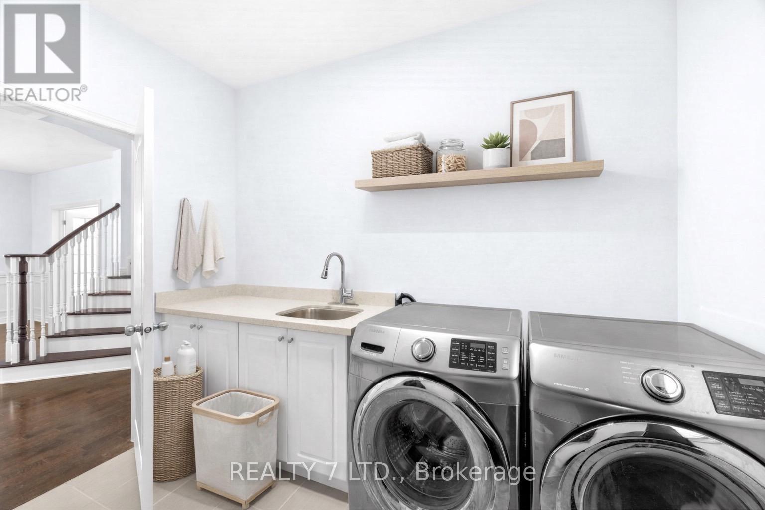 67 Jewelwing Court, Bradford West Gwillimbury, Ontario  L3Z 0N7 - Photo 28 - N12983760