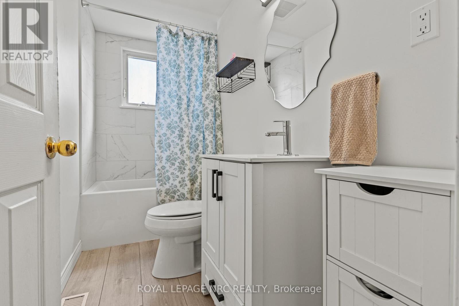 6504 Monroe Street, Niagara Falls, Ontario  L2G 2G8 - Photo 16 - X13039362