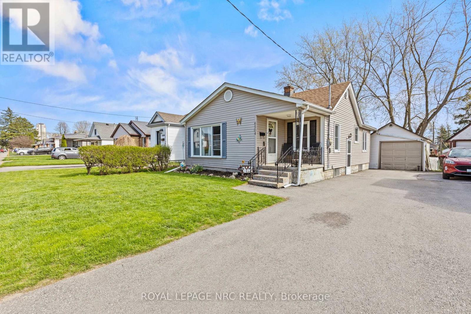 6504 Monroe Street, Niagara Falls, Ontario  L2G 2G8 - Photo 2 - X13039362