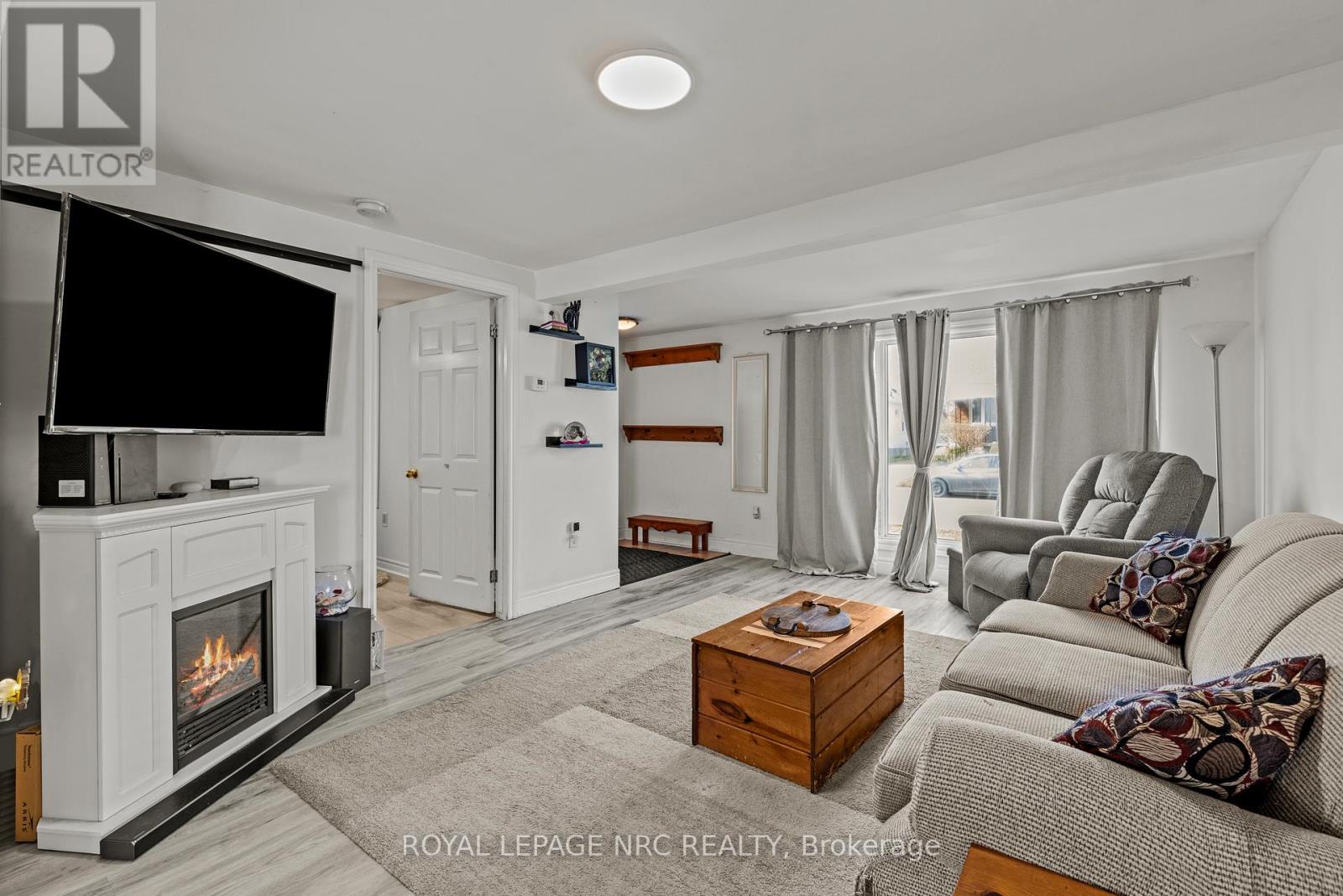 6504 Monroe Street, Niagara Falls, Ontario  L2G 2G8 - Photo 8 - X13039362