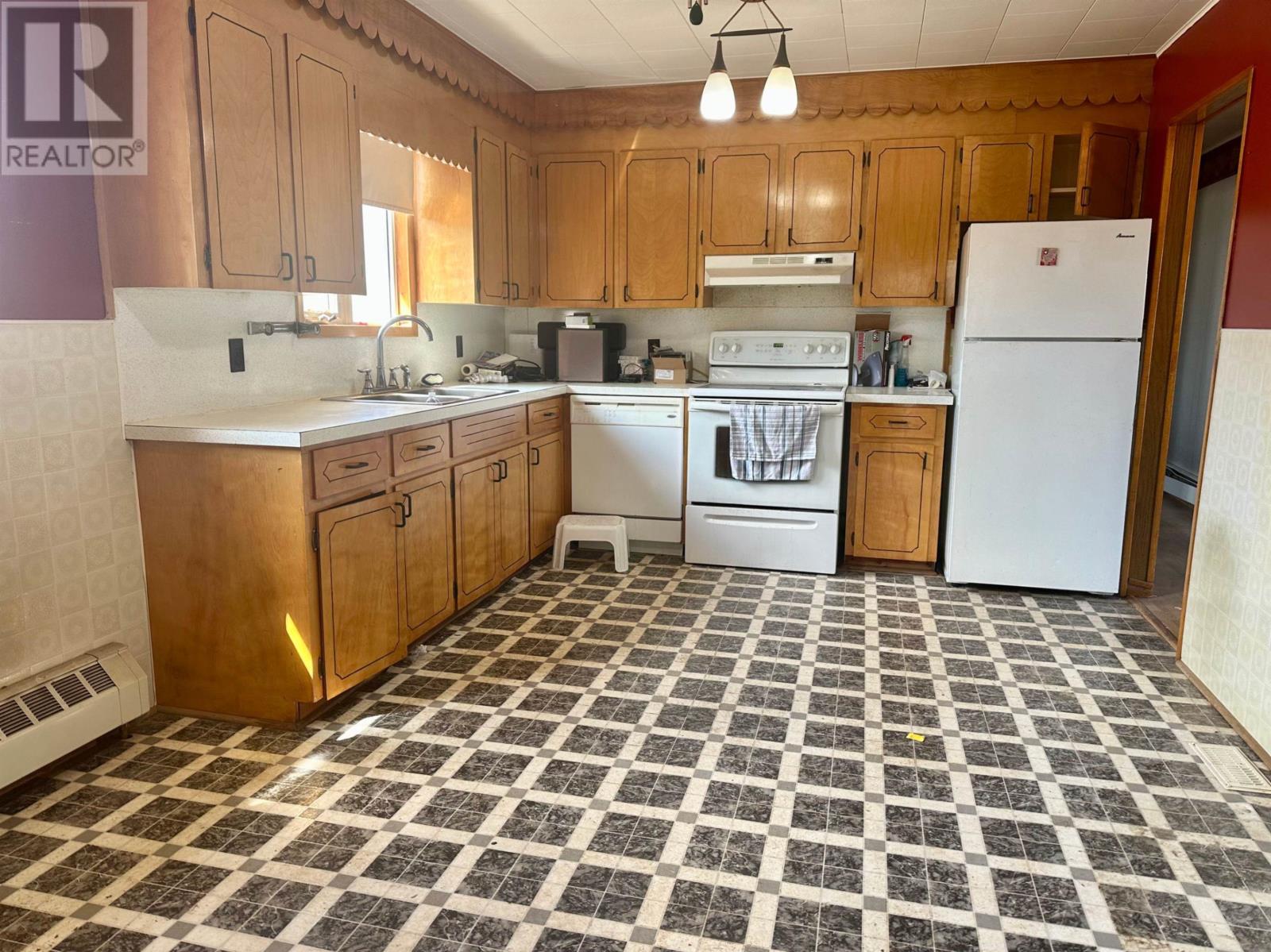 365 Church Street, Tignish, Prince Edward Island  C0B 2B0 - Photo 10 - 202608462