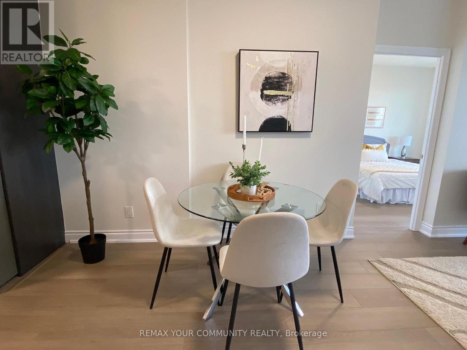 517 - 325 South Park Road, Markham, Ontario  L3T 0B8 - Photo 3 - N13039402