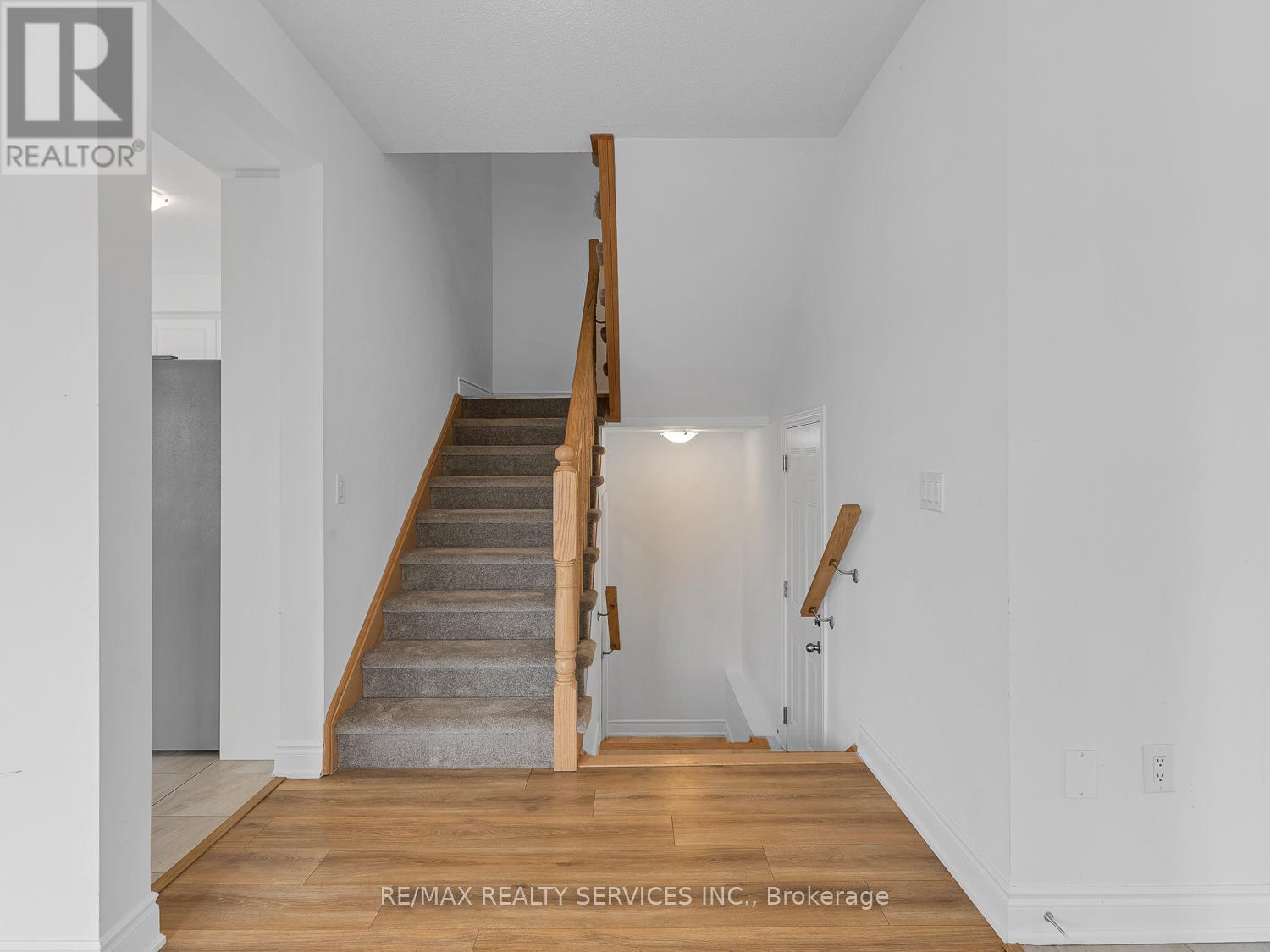 66 Stately Drive, Wasaga Beach, Ontario  L9Z 0L6 - Photo 16 - S13039410