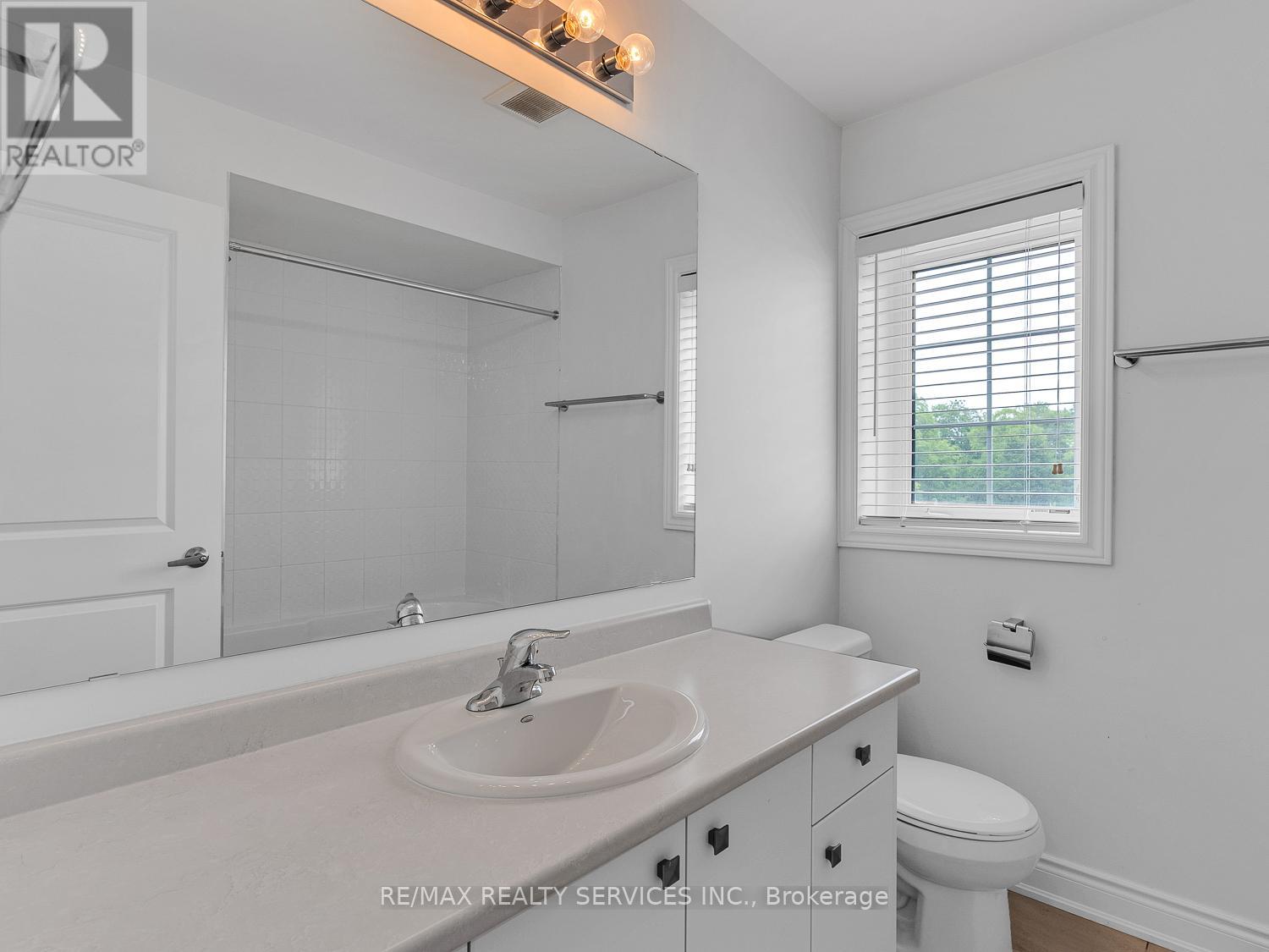 66 Stately Drive, Wasaga Beach, Ontario  L9Z 0L6 - Photo 27 - S13039410