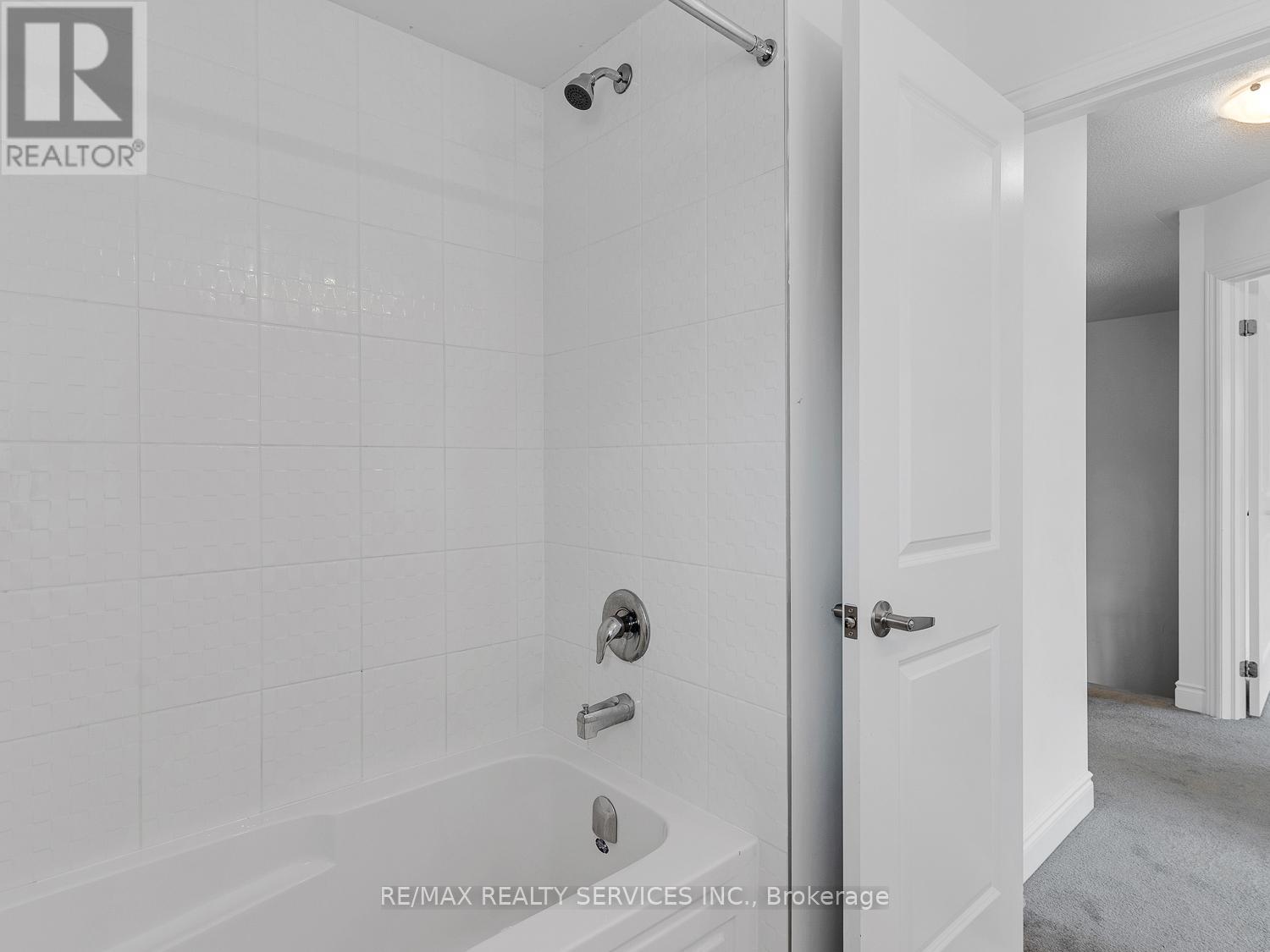 66 Stately Drive, Wasaga Beach, Ontario  L9Z 0L6 - Photo 28 - S13039410